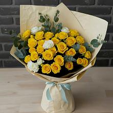 Букет цветов из:  Розы в Довольном