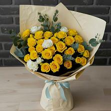 Букет цветов из:  Розы в Довольном