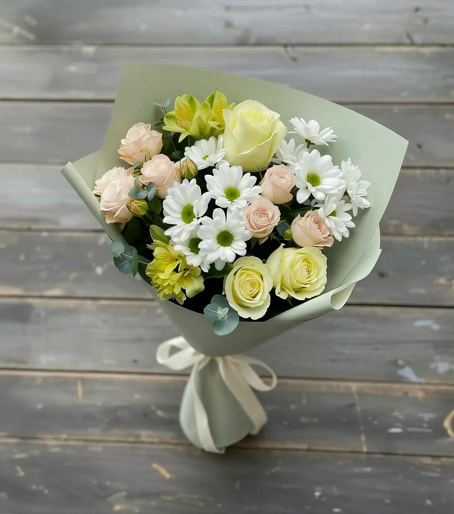 Букет цветов из: Альстромерии, Розы и Хризантемы в Довольном