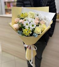 Букет цветов из:  Альстромерии, Розы и Хризантемы в Довольном