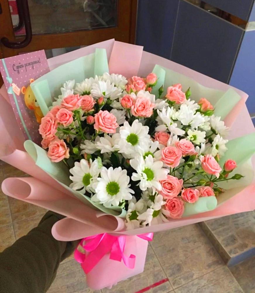 Букет цветов из: Розы и Хризантемы в Довольном