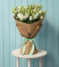 Букет цветов из:  Лизиантусы в Довольном