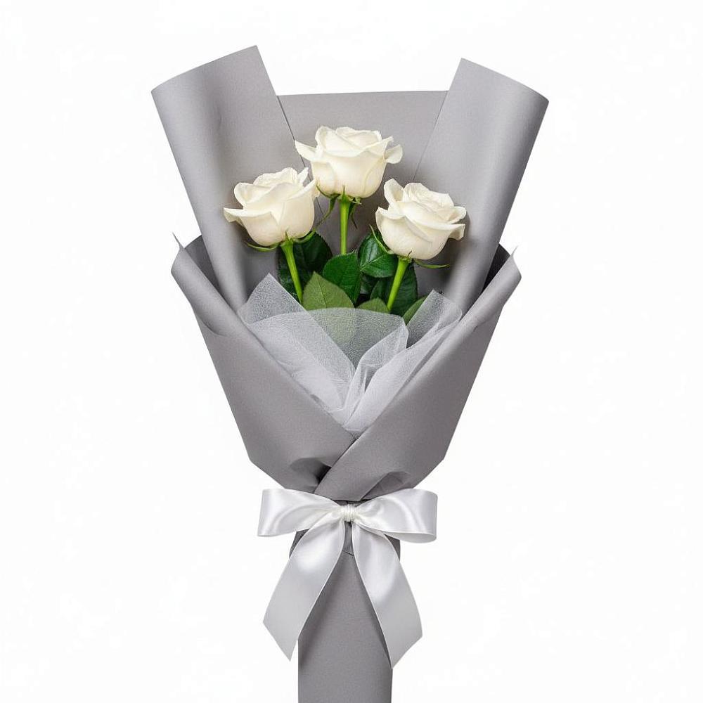 Букет 3 белые розы в Довольном