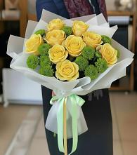 Букет цветов из:  Хризантемы и Розы в Довольном