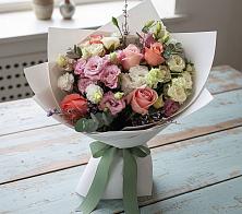 Букет цветов из:  Розы, Лизиантусы и Гвоздики в Довольном