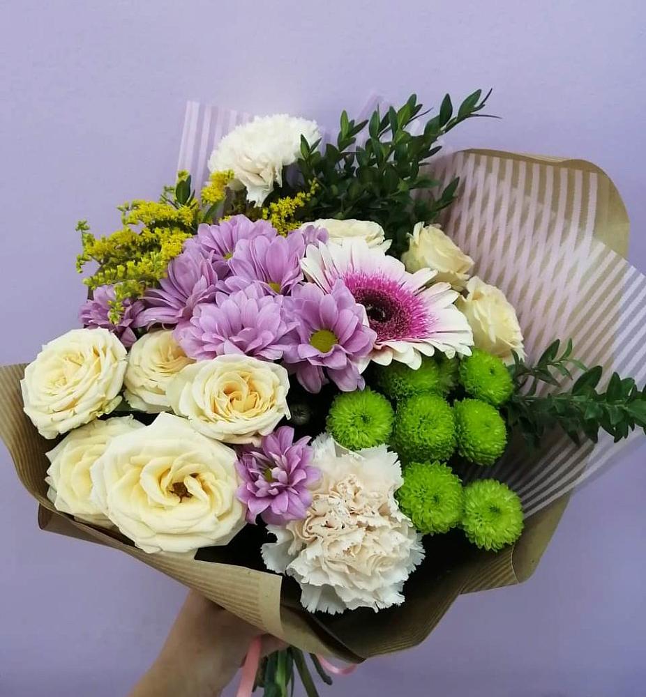 Букет цветов из: Хризантемы, Розы, Гвоздики и Герберы в Довольном