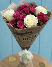 Букет цветов из:  Розы #REPLACE_PRED# Довольном