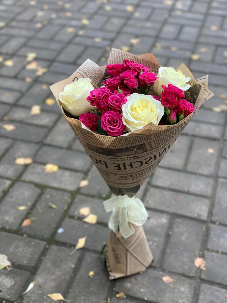 Букет цветов из: Розы в Довольном