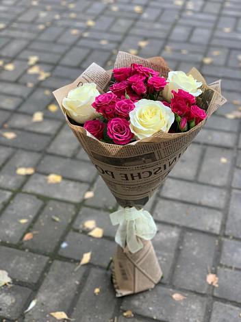 Букет цветов из: Розы в Довольном