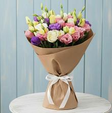 Букет цветов из:  Лизиантусы в Довольном