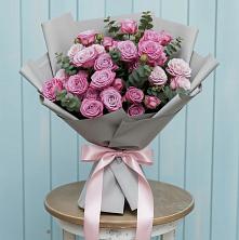 Букет цветов из:  Розы в Довольном